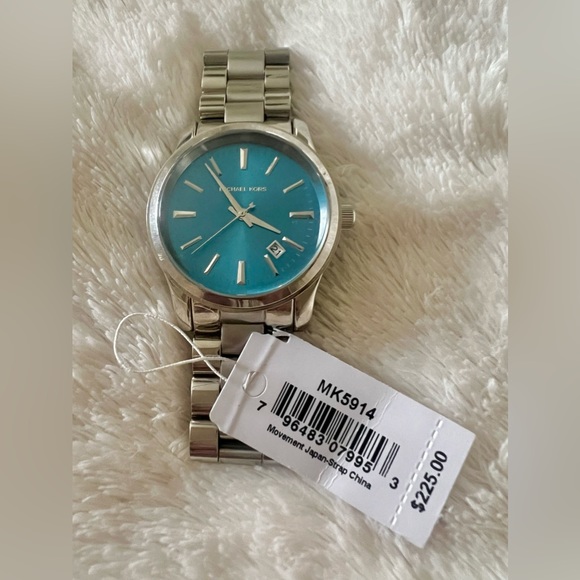 Michael Kors Watch - Picture 4 of 7